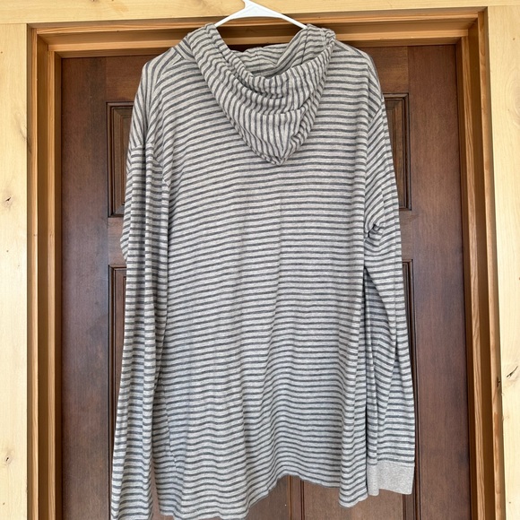 Quiksilver shirt - Picture 4 of 4